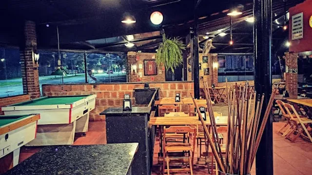 Doog's Snooker Bar
