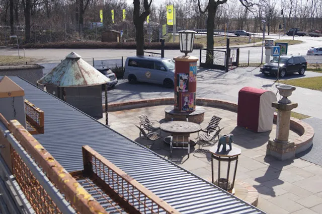 Hogarts Circus Caffee