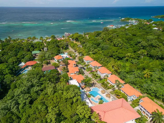 West End Dive Resort