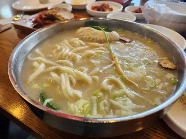 Hyunpung Dak Kalguksu Sinseo Branch