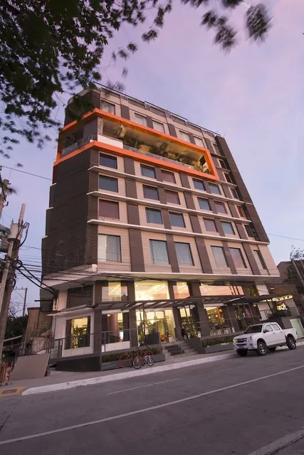 Hive Hotel & Convention Place - Affordable Best Value Hotel in QC