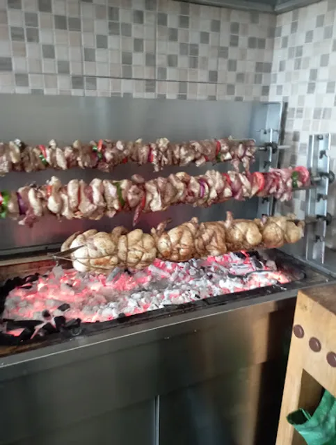 Παραδοσιακή Ταβέρνα "Μίνα" στο Γλινάδο