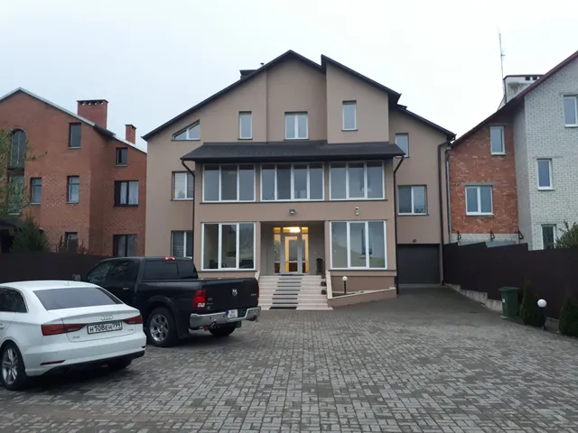 Guest House on Luchinskogo