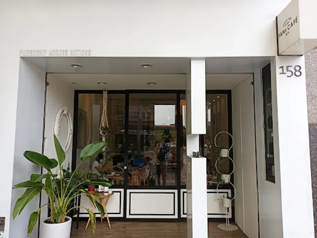 FANs CAFÉ-楠梓網美下午茶|人氣咖啡|高雄咖啡廳|熱門咖啡館|高雄甜點推薦|咖啡廳推薦|高雄下午茶推薦|人氣甜點