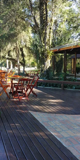 Restaurante Vô João Caminho do Vinho