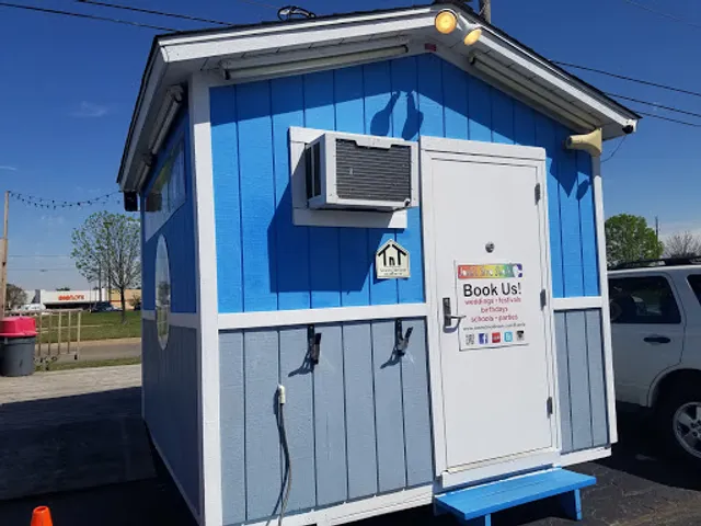 Josh's Sno Shack 91st and Sheridan