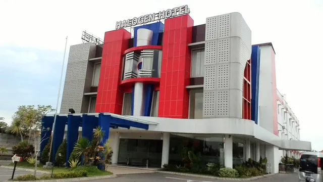 Halogen Hotel Airport Surabaya