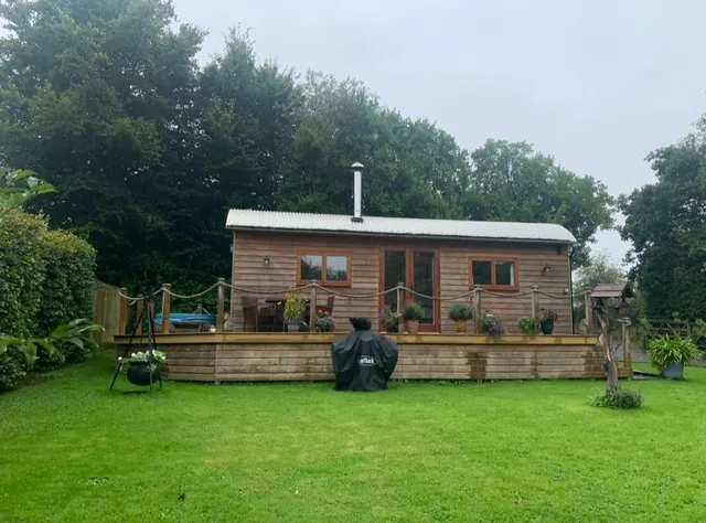 Horseshoe Shepherds Lodge, Farriers