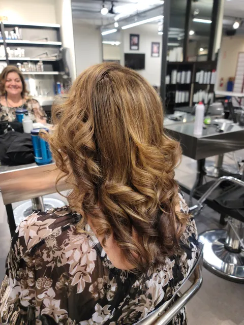 Ulupono Salon and Spa