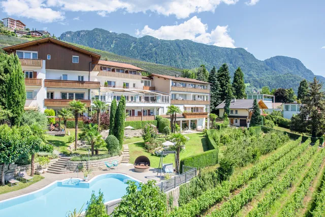 Walters Garden Hotel