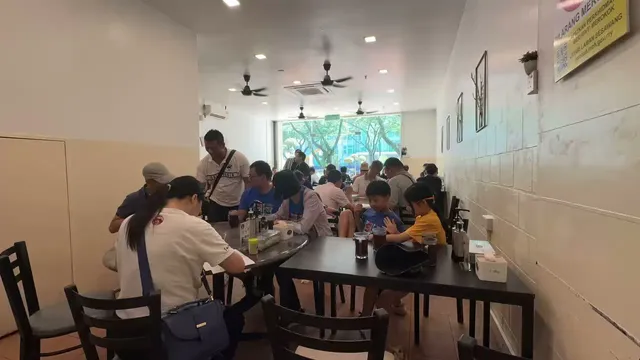 一品香肉骨茶(Bayan baru)Yi Pin Xiang Bak Kut Teh