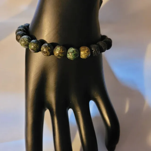 Missy's Magical Hands & Accessories