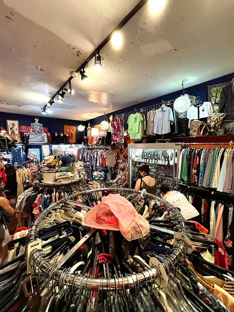 40 South St. Vintage- formerly Gumshoe