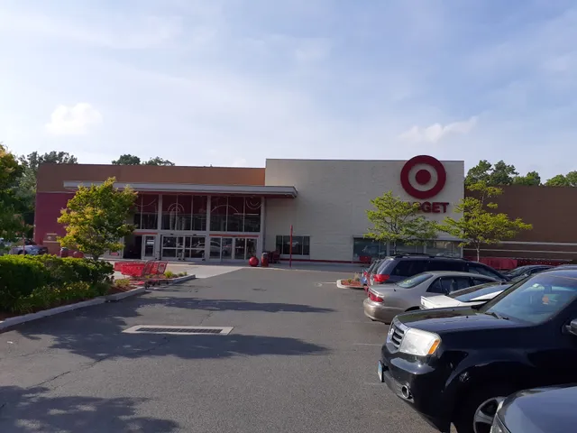 Waterbury Plaza Center