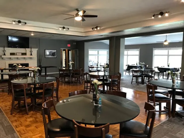 1925 PubHouse Grandview