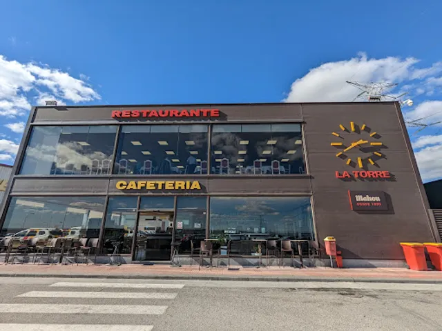 Restaurante Desguaces la Torre (La Torre Hostelería)...cafeteria