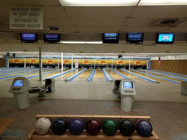 Thunderbird Lanes
