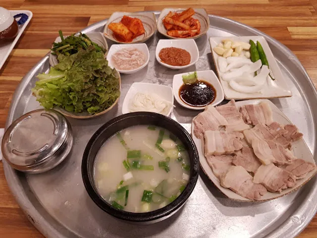 경주박가돼지국밥