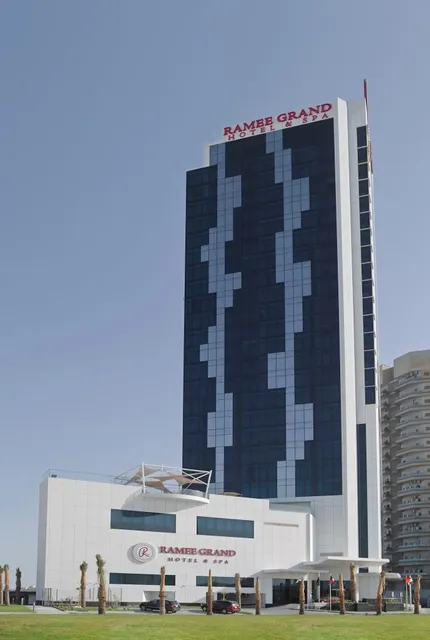 Ramee Grand Hotel & Spa, Seef