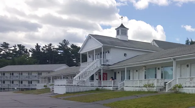 Acadia Ocean View Hotel