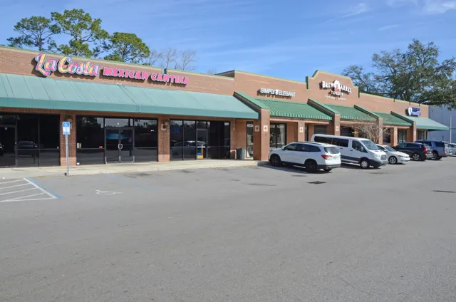 La Costa Mexican cantina