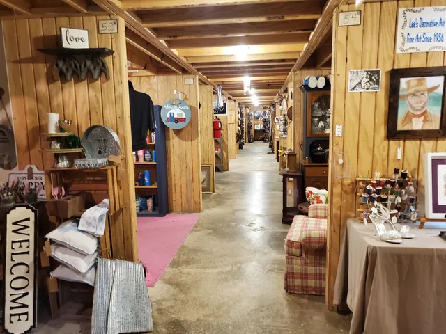 Highway Pickers Antique Mall & Flea Market