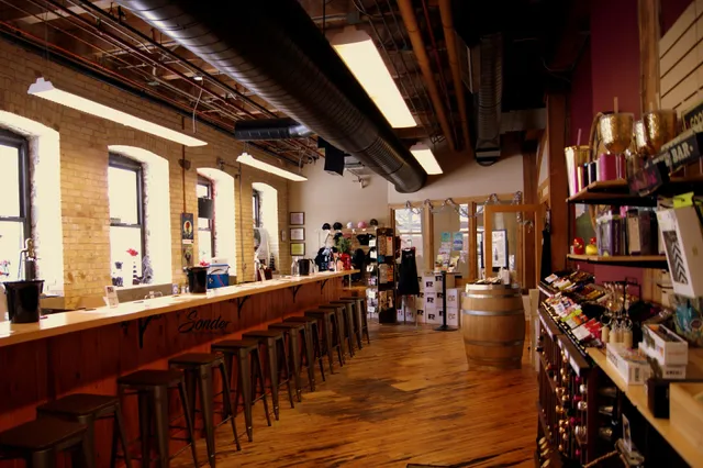 12 Corners Vineyards - Grand Haven Tasting Rooom