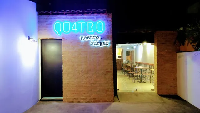 QU4TRO Gastroburger