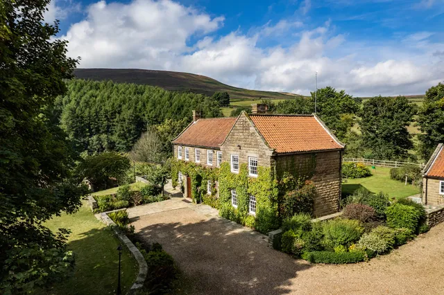 Laskill Country House