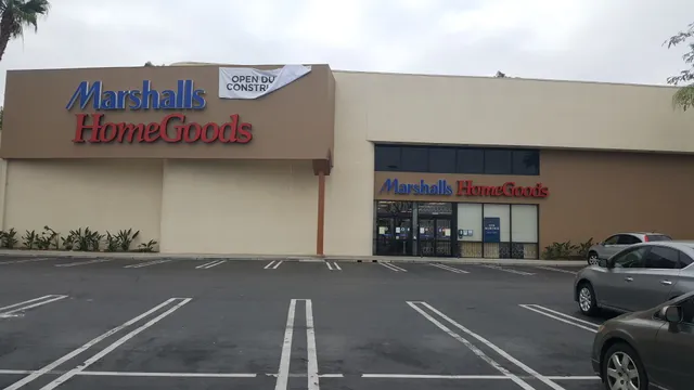 Marshalls & HomeGoods