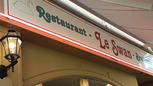Le Swan