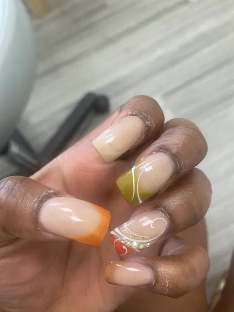 CN Nails