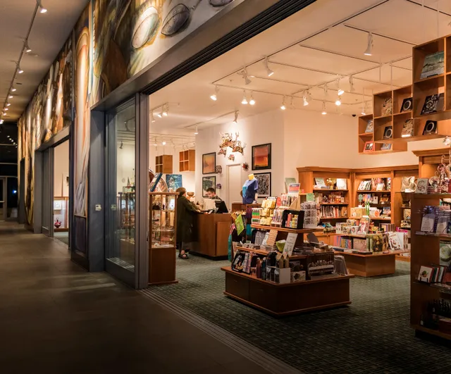 Flint Institute of Arts Museum Shop
