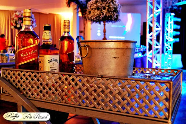 Restaurante e Churrascaria e Buffet Três Passos