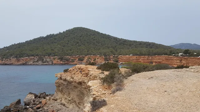 Campament Cala Jondal