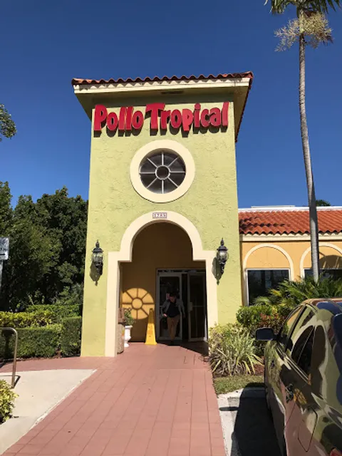Pollo Tropical