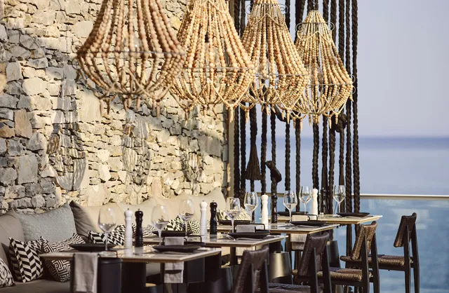 Root Restaurant Milos