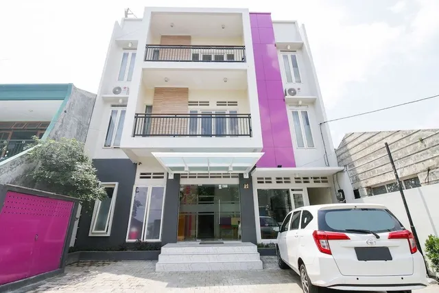 Sans Hotel Fif Fa Malang