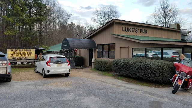 Luke's Pub & Steakhouse