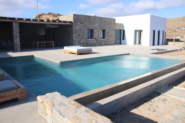 Mykonos Rocks Luxury Villas
