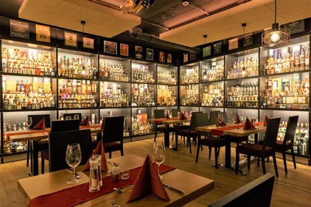 Angelshare Restaurant,Bar & Whiskymuseum