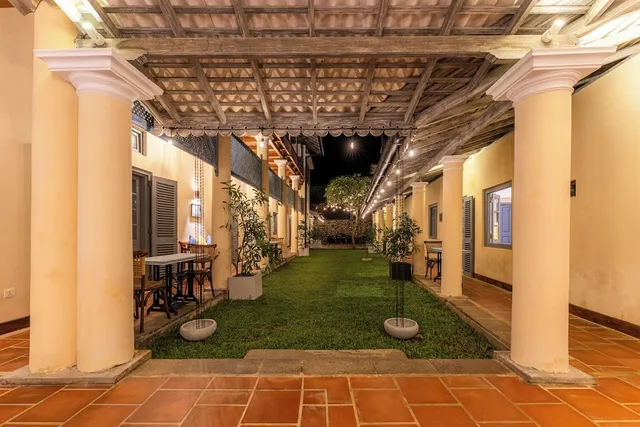 The Dutch Bungalow - Galle Fort