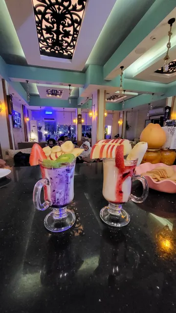 Winter Palace - Elite Cafe