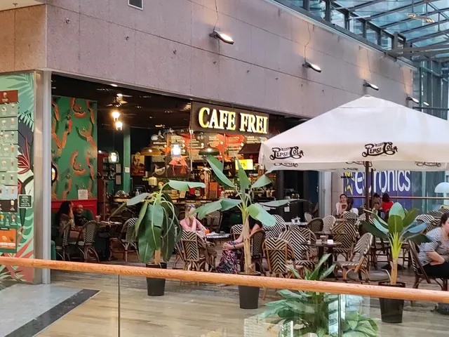 Cafe Frei Corvin Plaza
