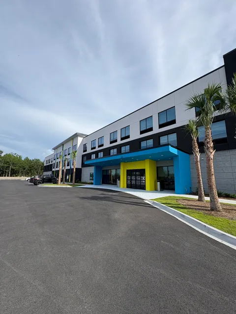 Tru by Hilton Brunswick