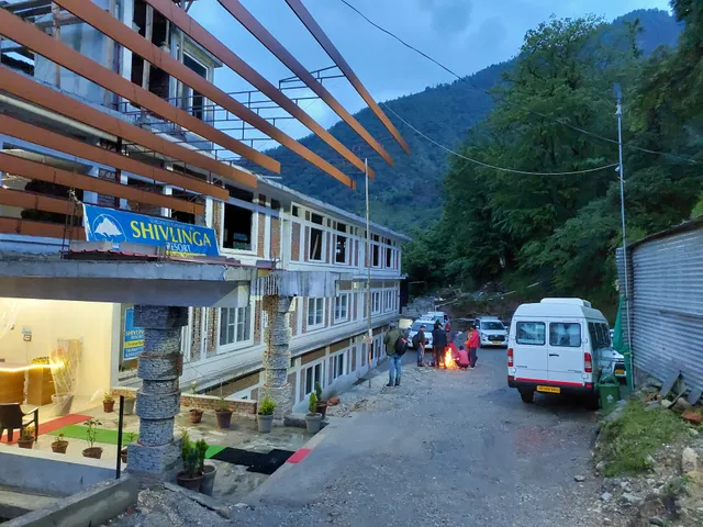 Shivlinga Resort Syanachatti