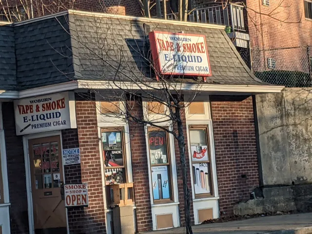 Woburn Vape and Smoke