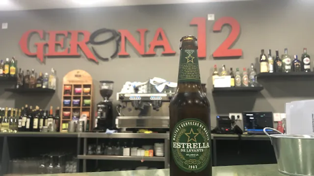 Nueva cafetería Gerona 12