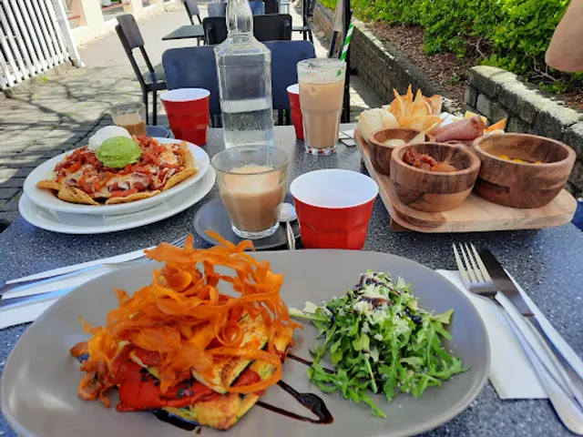 The Farmer’s Table