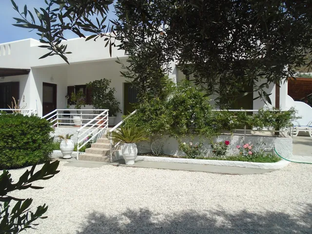 Leros Eleonas Apartments